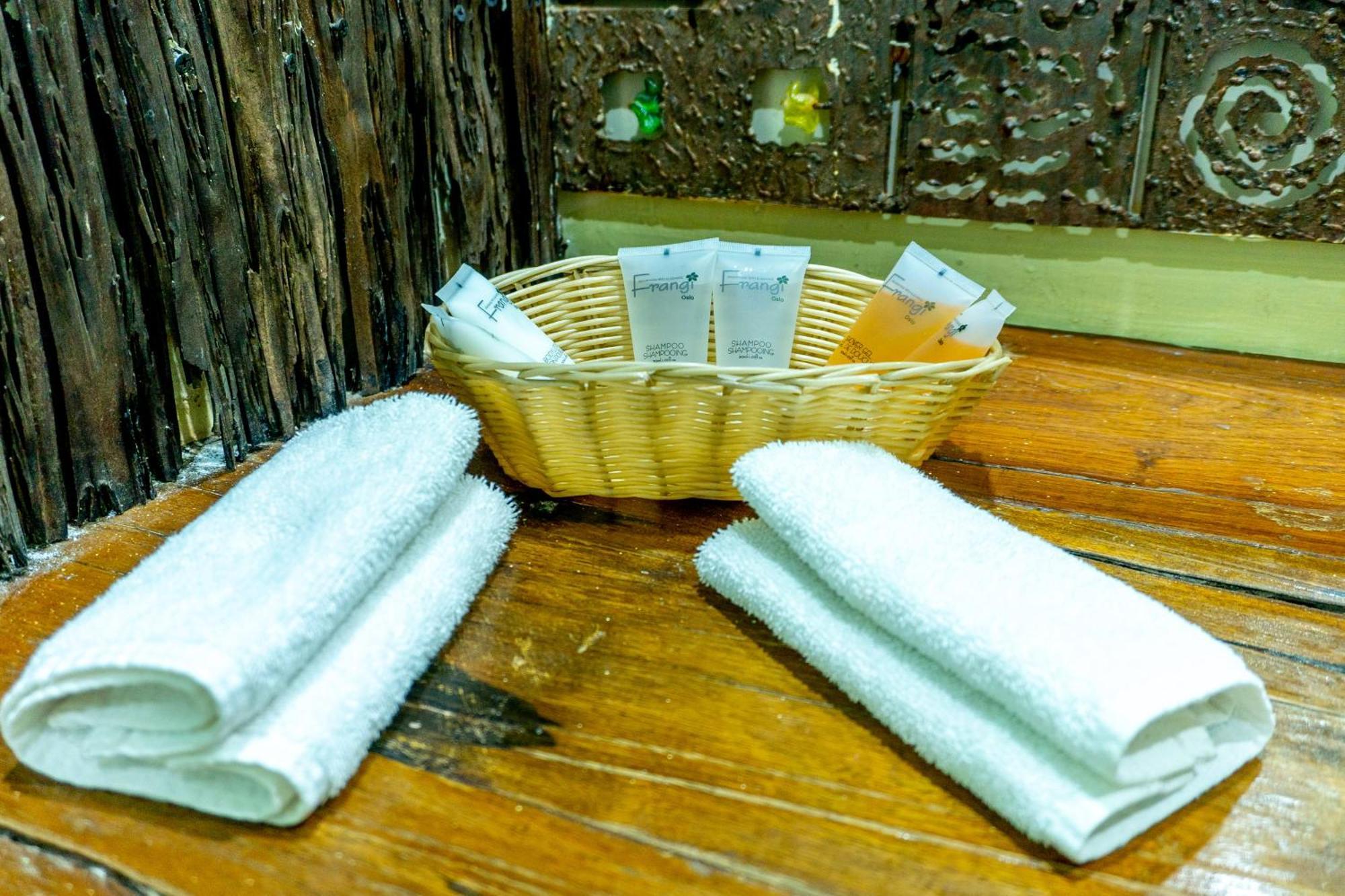 מושי Weru Weru River Lodge מראה חיצוני תמונה